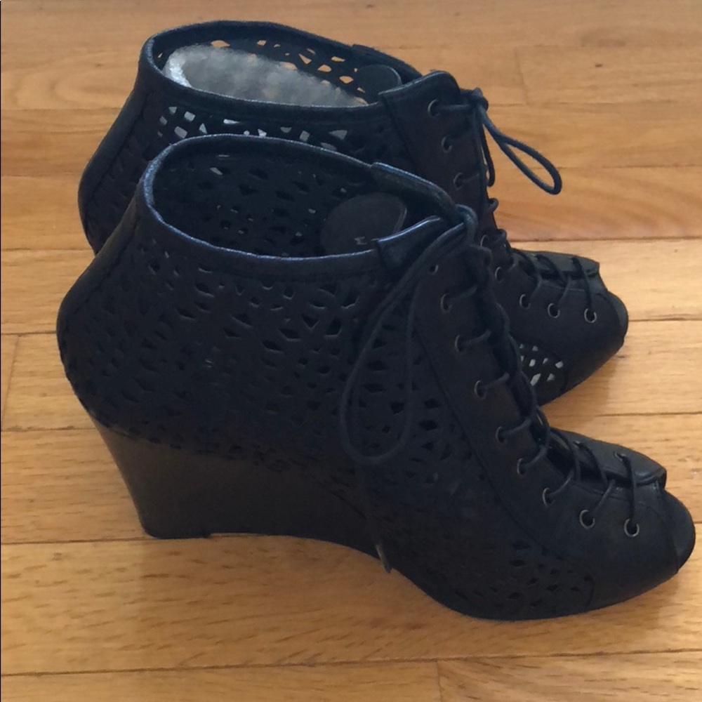 Authentic Stuart Weitzman